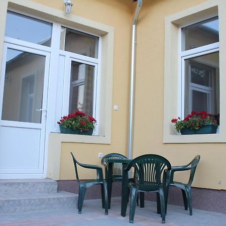 Apartmani Maja 兹雷尼亚宁 外观 照片